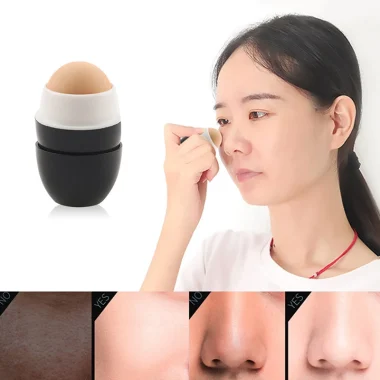 Rouleau en pierre volcanique pour le visage