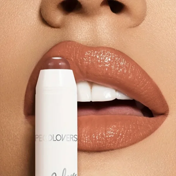Rouge à lèvres nude en forme de sandwich,