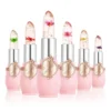 Coffret de 6 rouges à lèvres effet gelée florale.