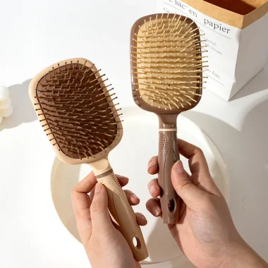 Brosse à cheveux couleur aléatoire avec miroir intégré