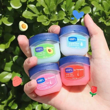 Baumes à lèvres hydratants et réparateurs naturels