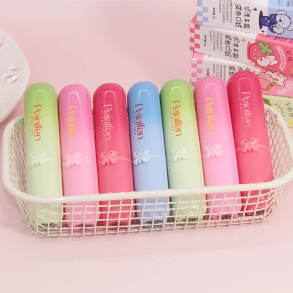 Rouge à lèvres fruité, 4 parfums fruités
