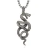 Collier rétro spirituel serpent en pierre verte
