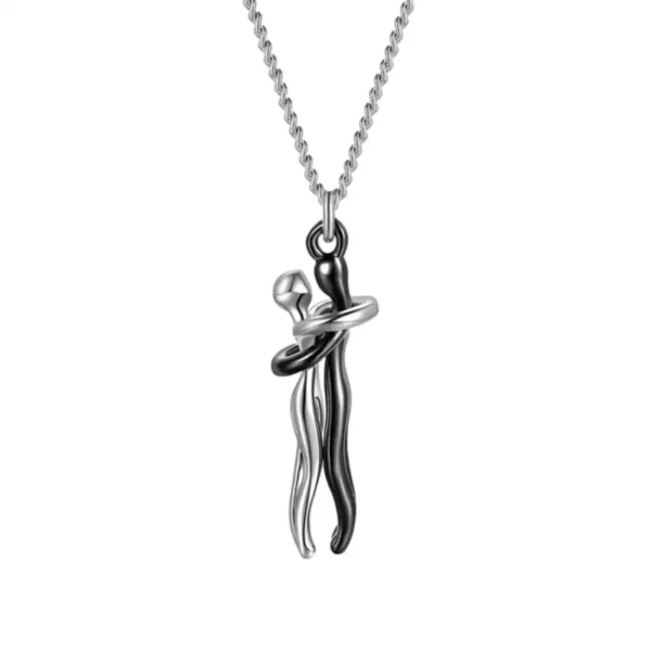Collier ras du cou tendance avec pendentif