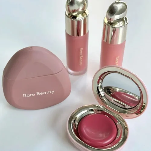 S5693750a4a70420b8201fc384f0e3acaz.webp Rare Beauty ,blush liquide, maquillage repulpant