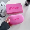 Nouveau gloss à lèvres Rhode, blush crème
