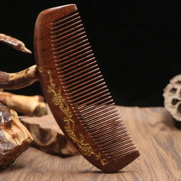 Peigne en bois de santal doré naturel