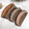 Peigne en bois naturel New Natural Labor