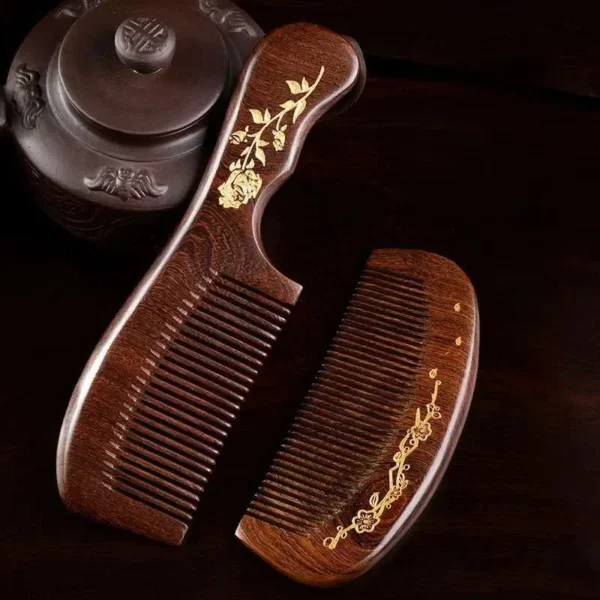Peigne en bois de santal doré naturel