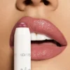 Rouge à lèvres nude en forme de sandwich,