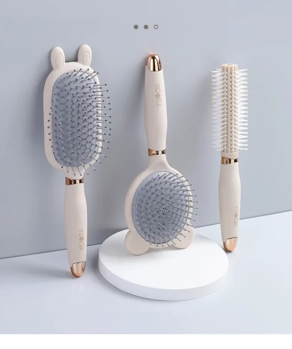 Brosse massage en cuir pour chevelu