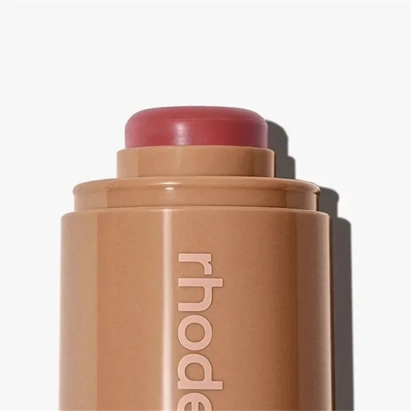S7c15aeff2e44483885065b479e971331m-1.webp gloss transparent multicolore, blush en poudre