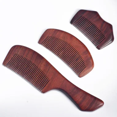 Peigne portable en palissandre de Zambie