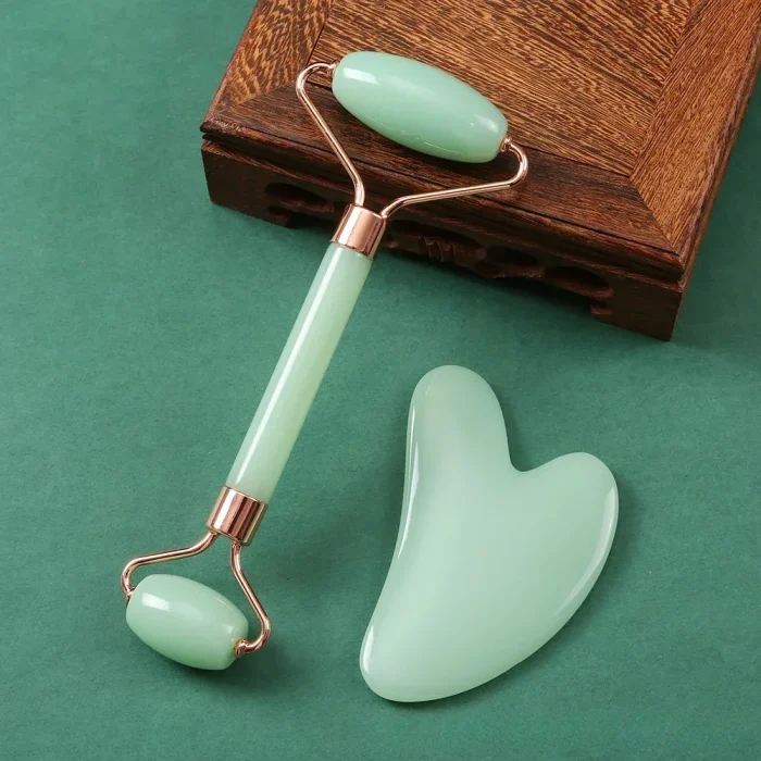 S873295c712a442439c6a8a8e6743b42eu.webp Planche de massage Gua Sha pour le visage