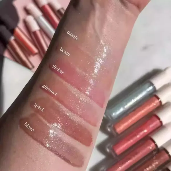 Rare Beauty : Rouge à lèvres et gloss lisses