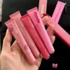 Nouveau gloss à lèvres Rhode, blush crème
