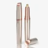 Tondeuse electrique sourcils du visage.