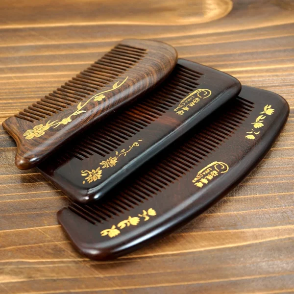 Peigne à cheveux portable en bois de santal