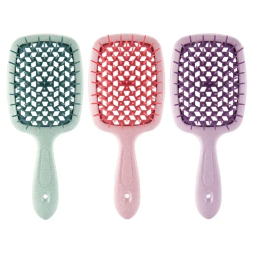 Brosse plastique de massage du cuir