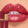 Rouge à lèvres en tube doré, 6 couleurs