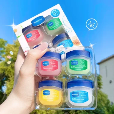 Baumes à lèvres et huiles hydratantes naturel