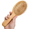Brosse à cheveux, peigne, soin du cuir chevelu