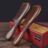 Peigne unisexe en bois de santal