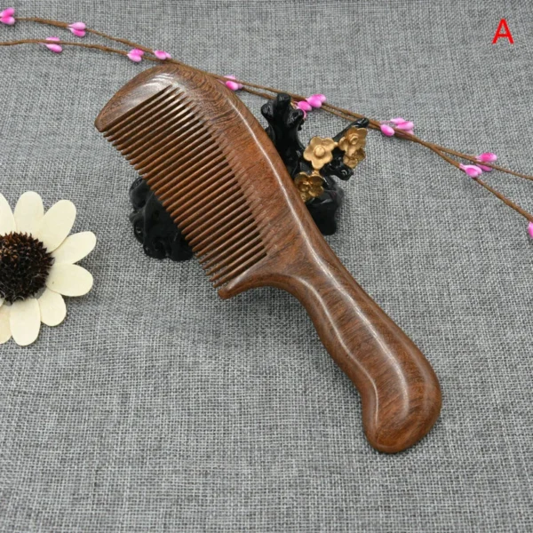 Peigne à cheveux en bois de santal naturel