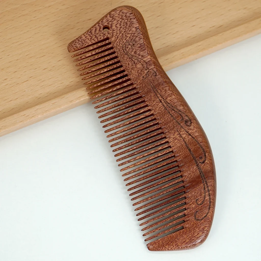 Peigne en bois naturel, peigne à cheveux en bois de santal,