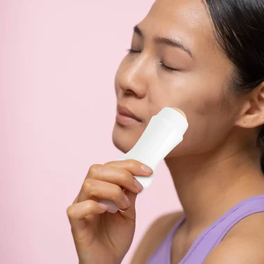 Rouleau de pierre volcanique, outil portable