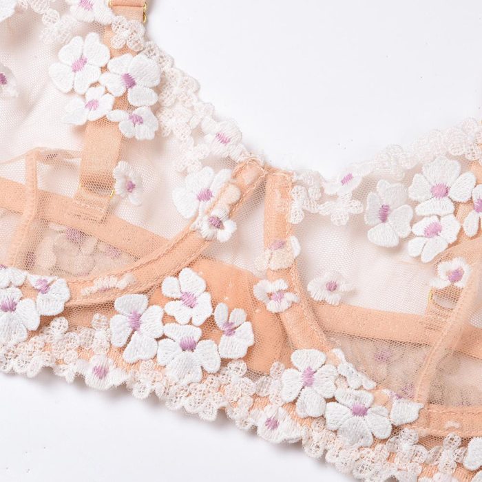 dentelle-corset-porte-jarretelles-tenue-mariage.jpg Corset Porte-jarretelle <br> pour tenue mariage