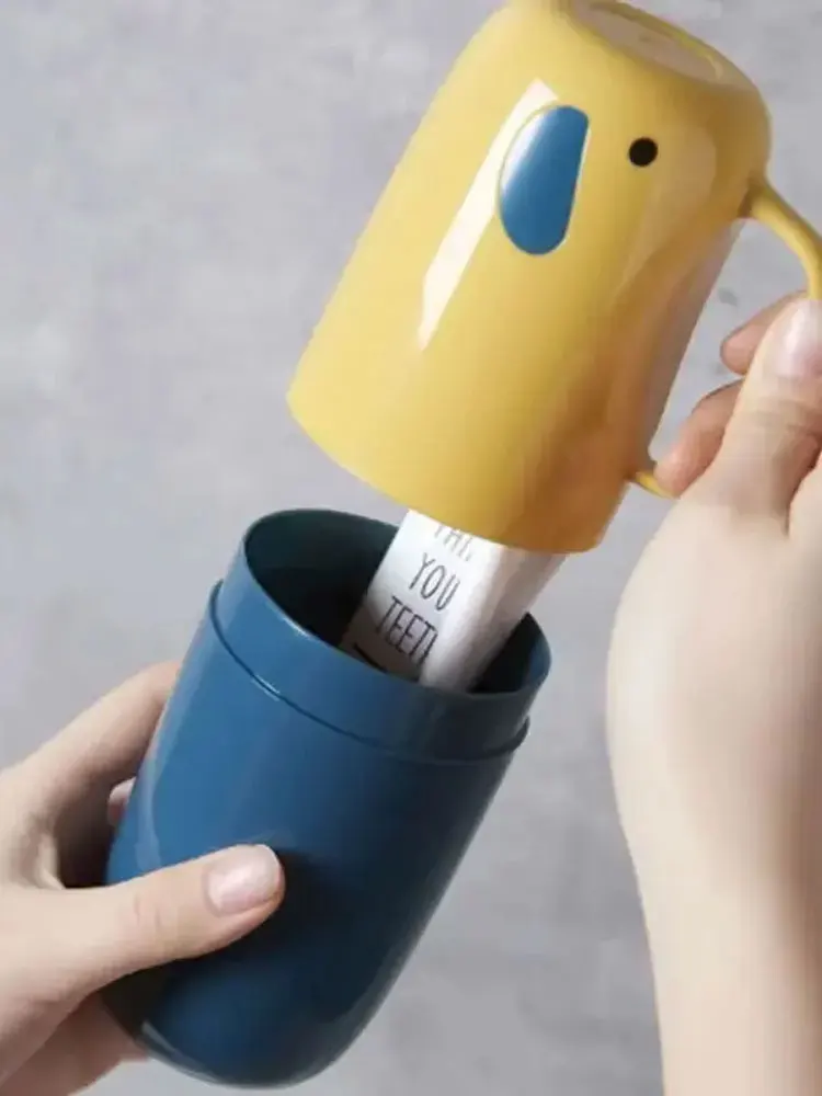 Couvercle de tasse de dessin animé boîte à brosse à dents intégrée – Image 3