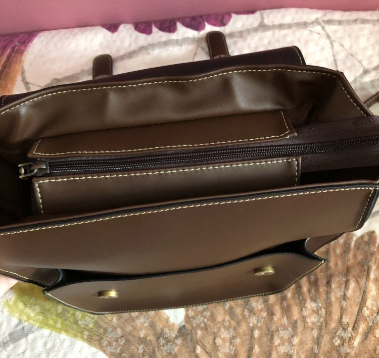 Sac à dos noir simili cuir forme cartable